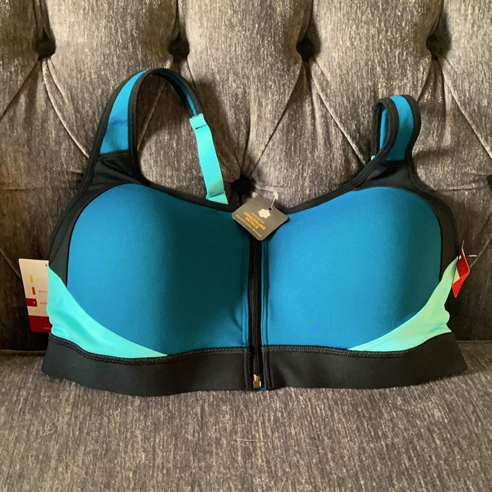 Champion sports bra, size L, NWT